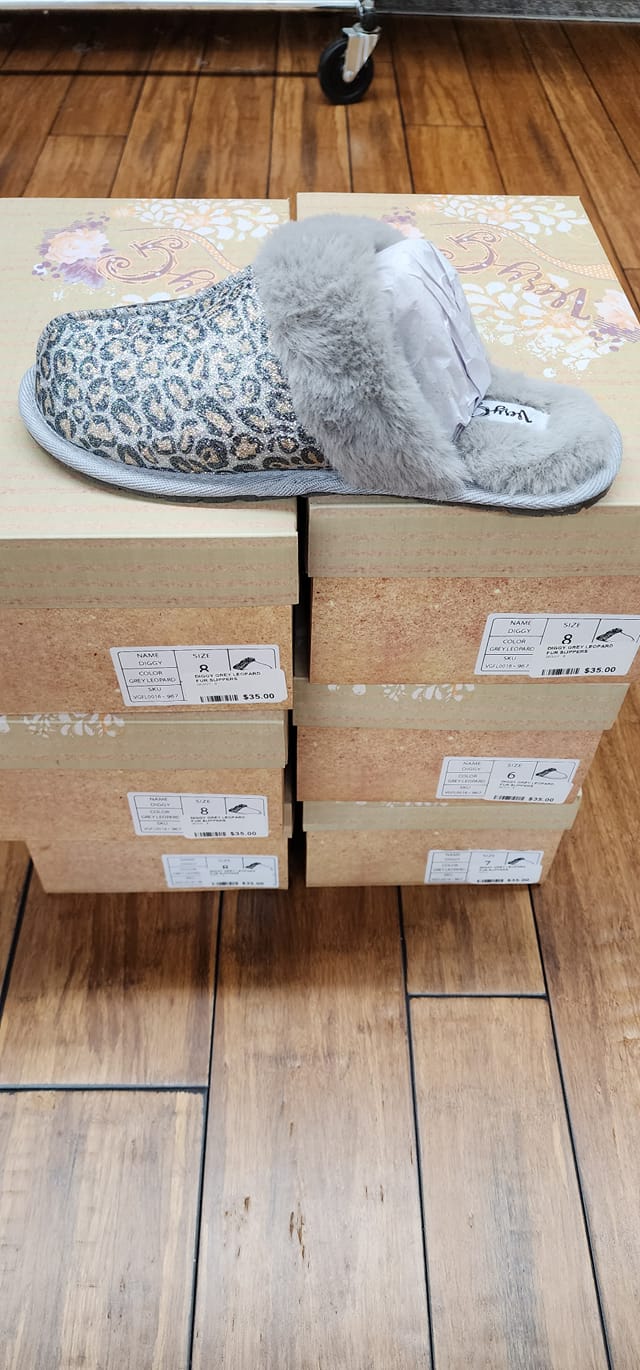 Grey Leopard Slippers